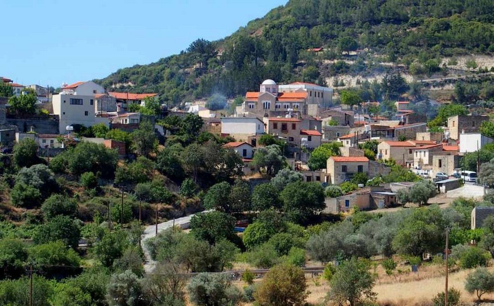 dora village cyprusalive2