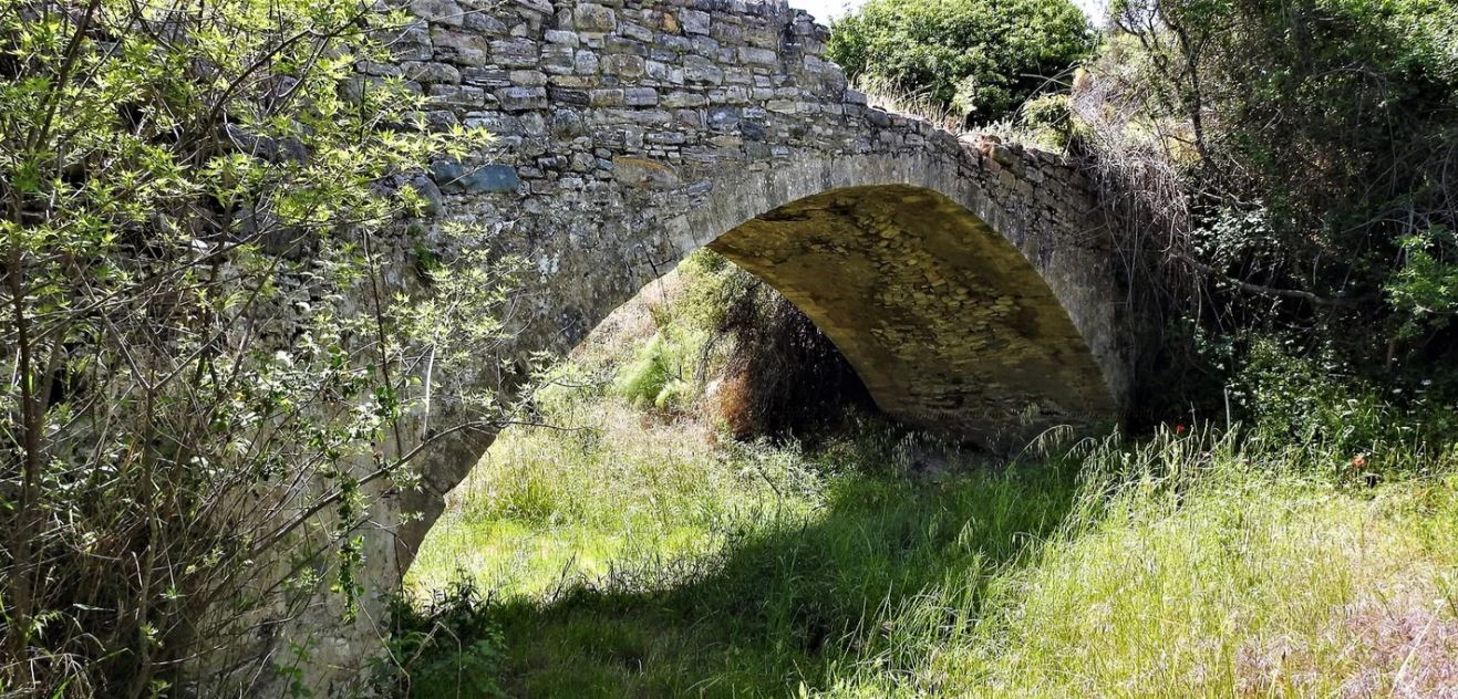 средневековый мост лефкара ix andromea5