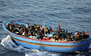 ЕС остановит поток беженцев на Кипр
