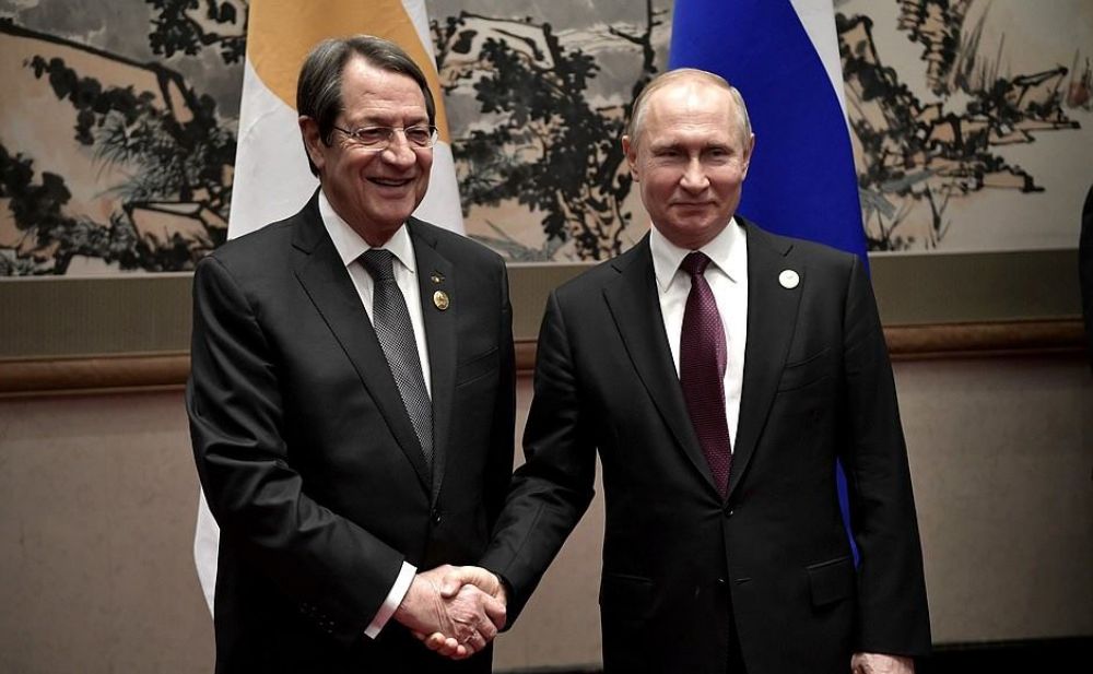В Пекине прошла встреча глав России и Кипра