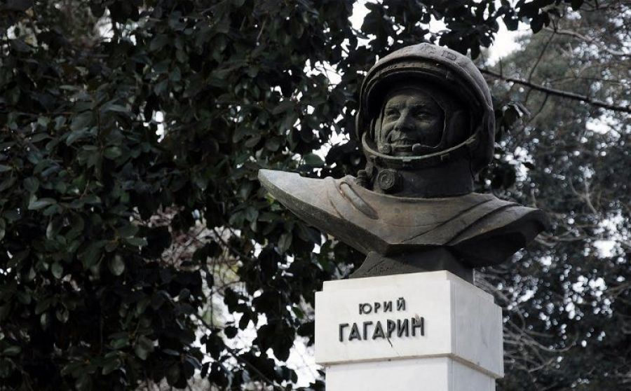 Памятник Юрию Гагарину в Никосии