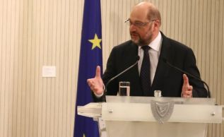 Мартин Шульц призвал молодежь Кипра к объединению